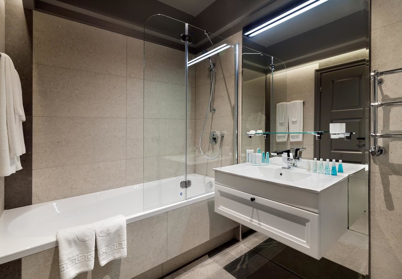 Отель PANORAMA Lviv Hotel Львов-37